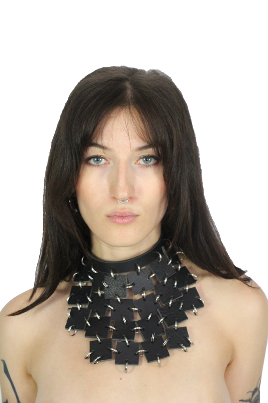 CUBE choker